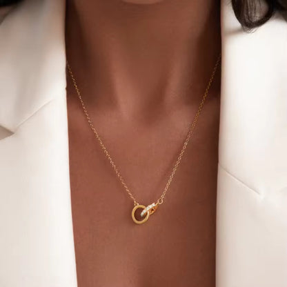 The Bond Necklace